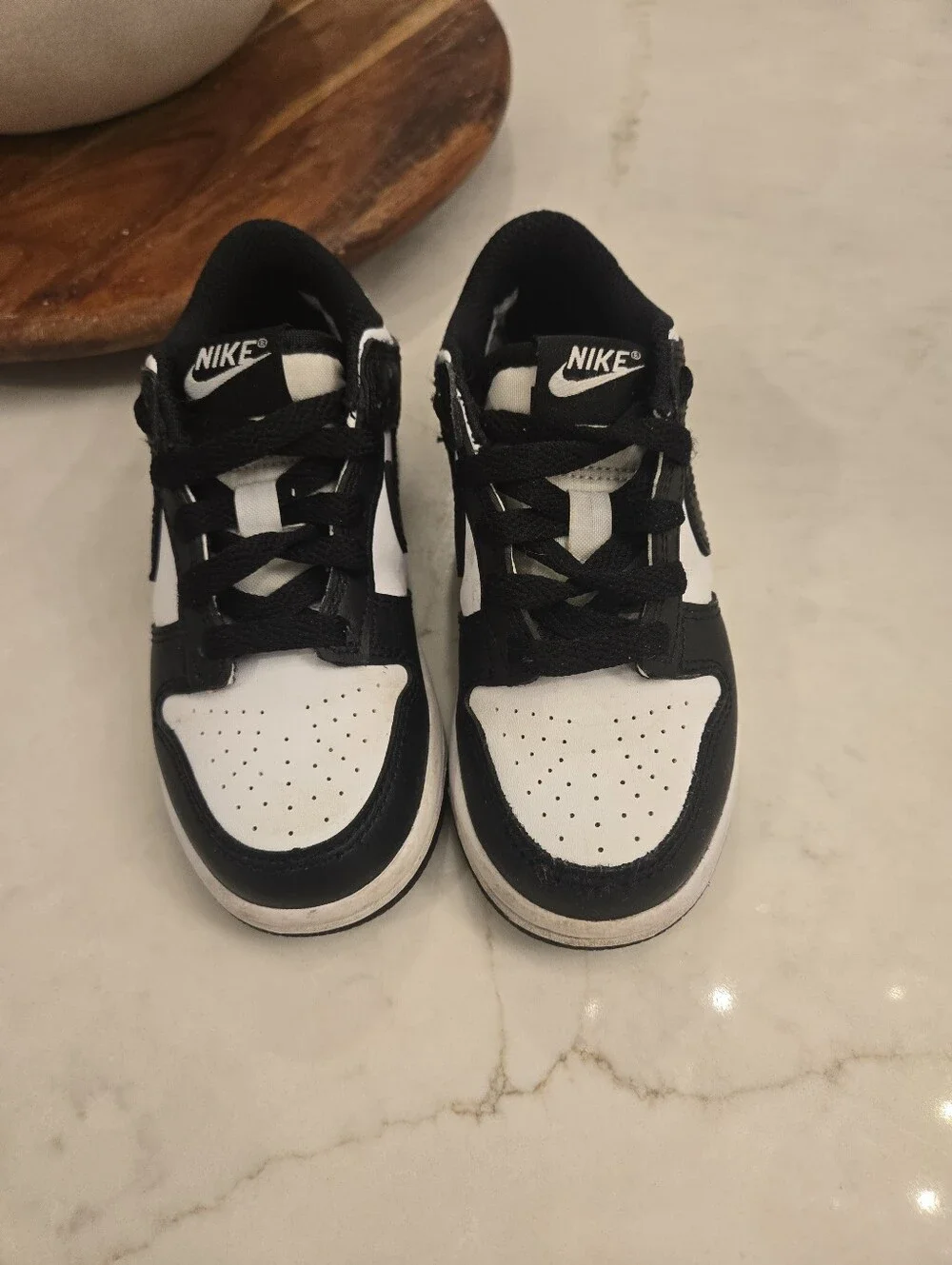 Nike Kids Low-Top Sneakers - Black & White 11c